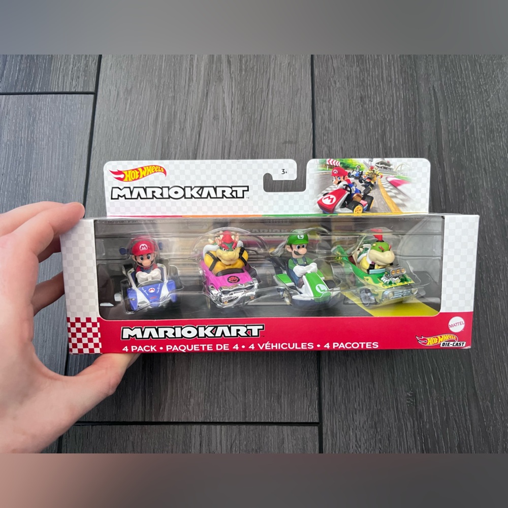 Hot Wheels Mario Kart Die-Cast Vehicle Set